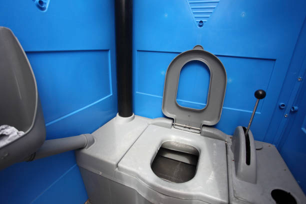 Portable Toilet Options We Offer in Rio, WI